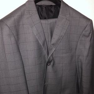 Lineage by Milano Gray Suit